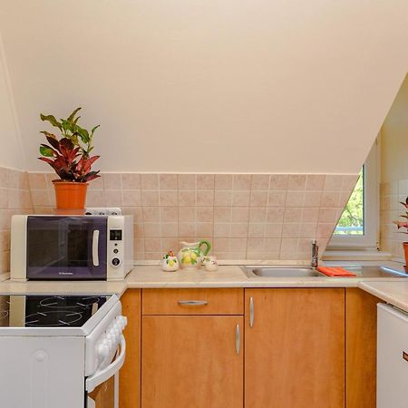 ILLÉS Apartmanok II. Hajduszoboszlo Bagian luar foto