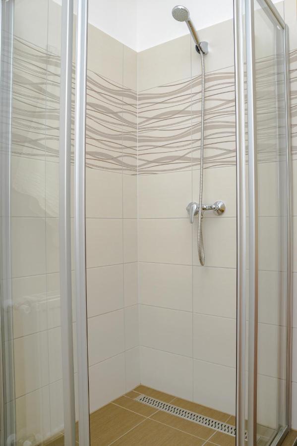 ILLÉS Apartmanok II. Hajduszoboszlo Bagian luar foto
