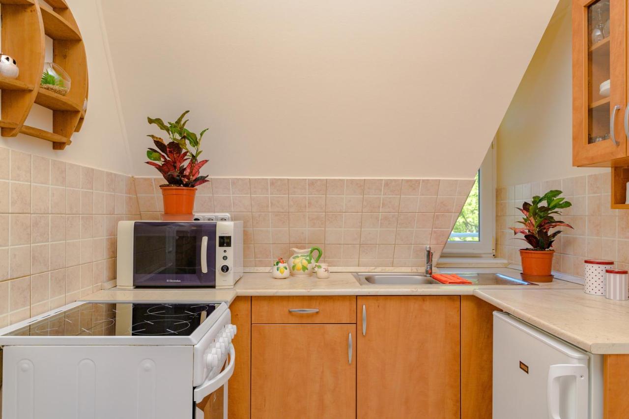 ILLÉS Apartmanok II. Hajduszoboszlo Bagian luar foto