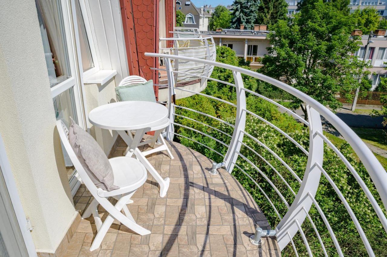 ILLÉS Apartmanok II. Hajduszoboszlo Bagian luar foto