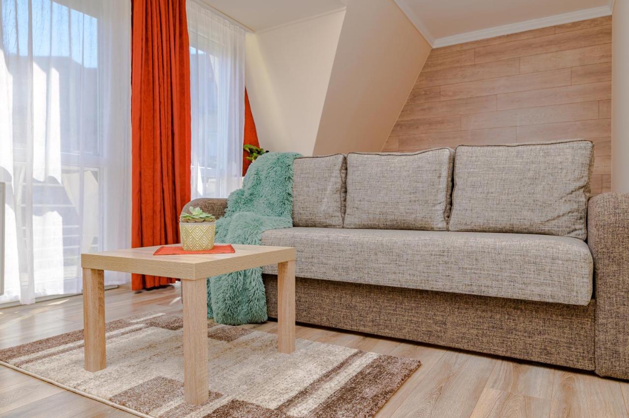 ILLÉS Apartmanok II. Hajduszoboszlo Bagian luar foto
